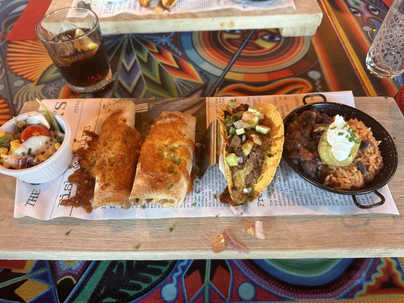 Cantina Mexicana El Tayo