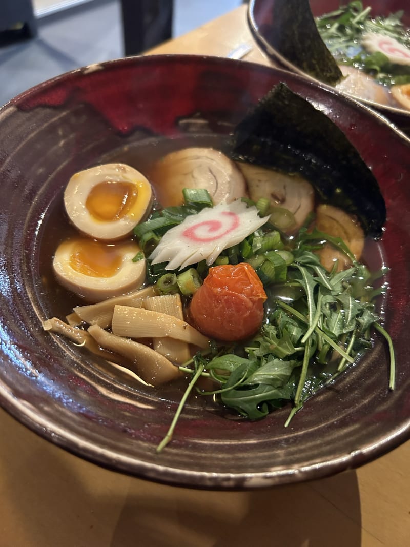 Hara Kiri, Paris