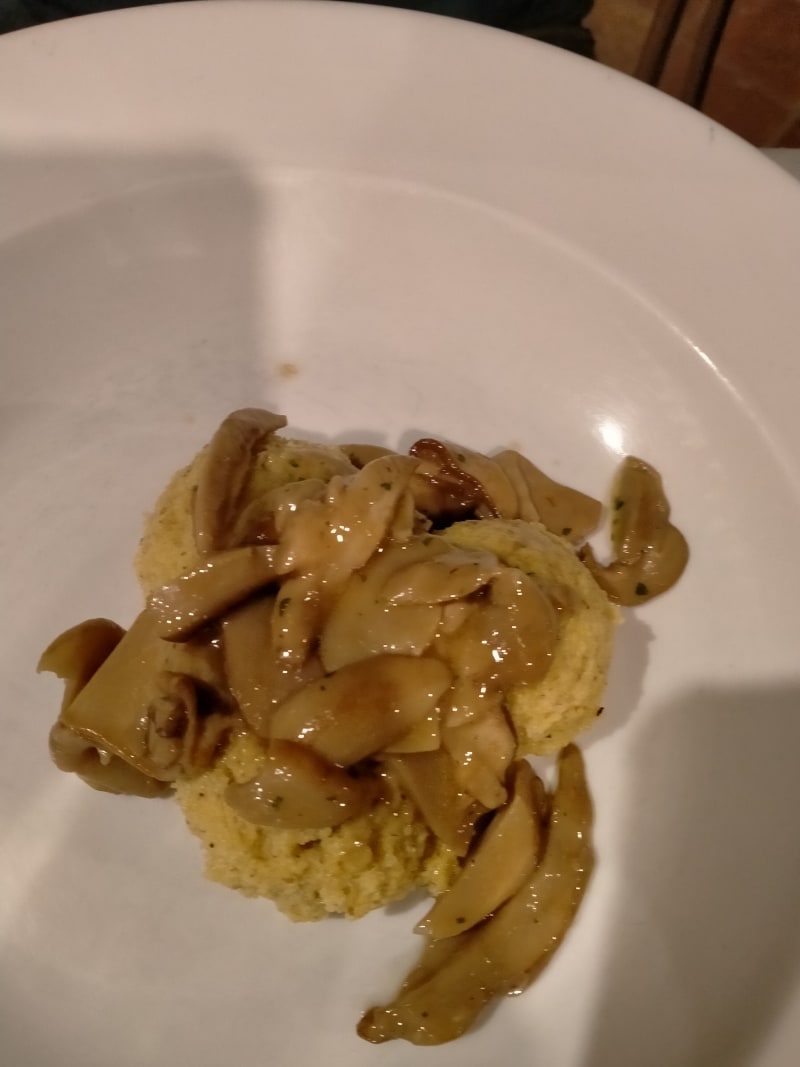 Polenta taragna con funghi - Sarmassa, Bergamo