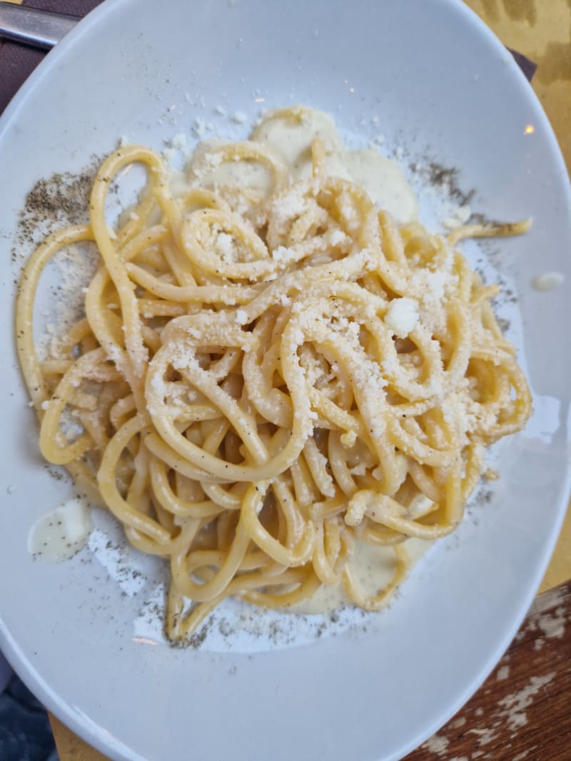 Osteria Cacio e Pepe, Rome