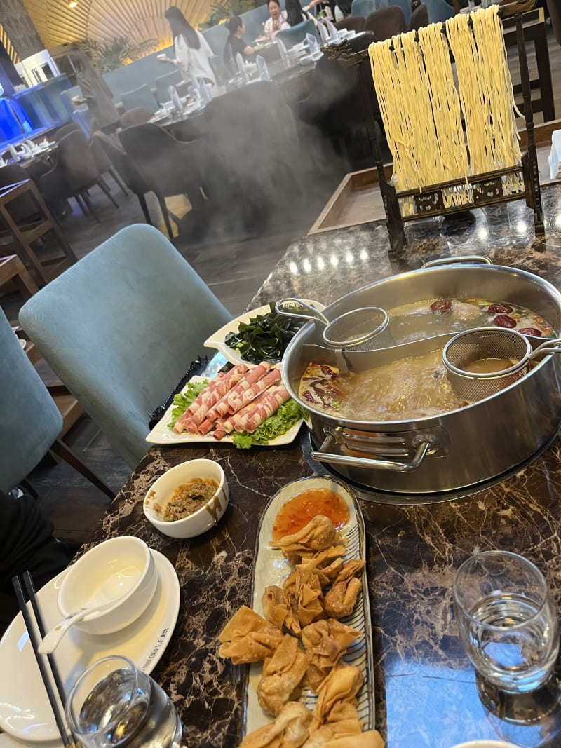 Sina HotPot, Prato