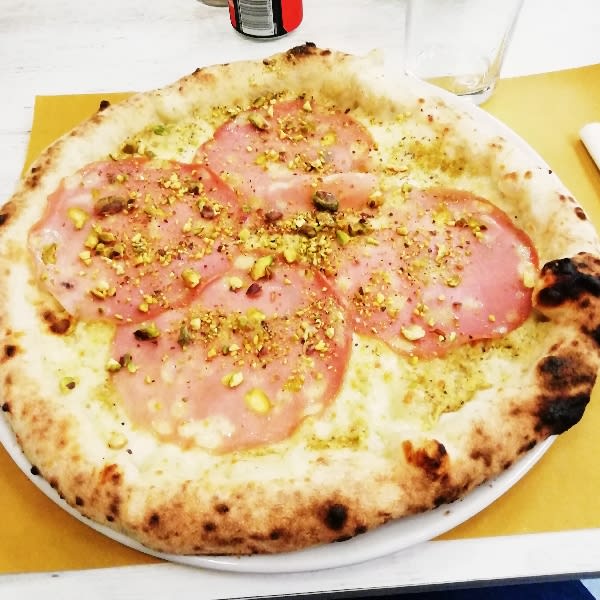 Pistacchi e mortadella - Pizzeria da Antonio, Rome