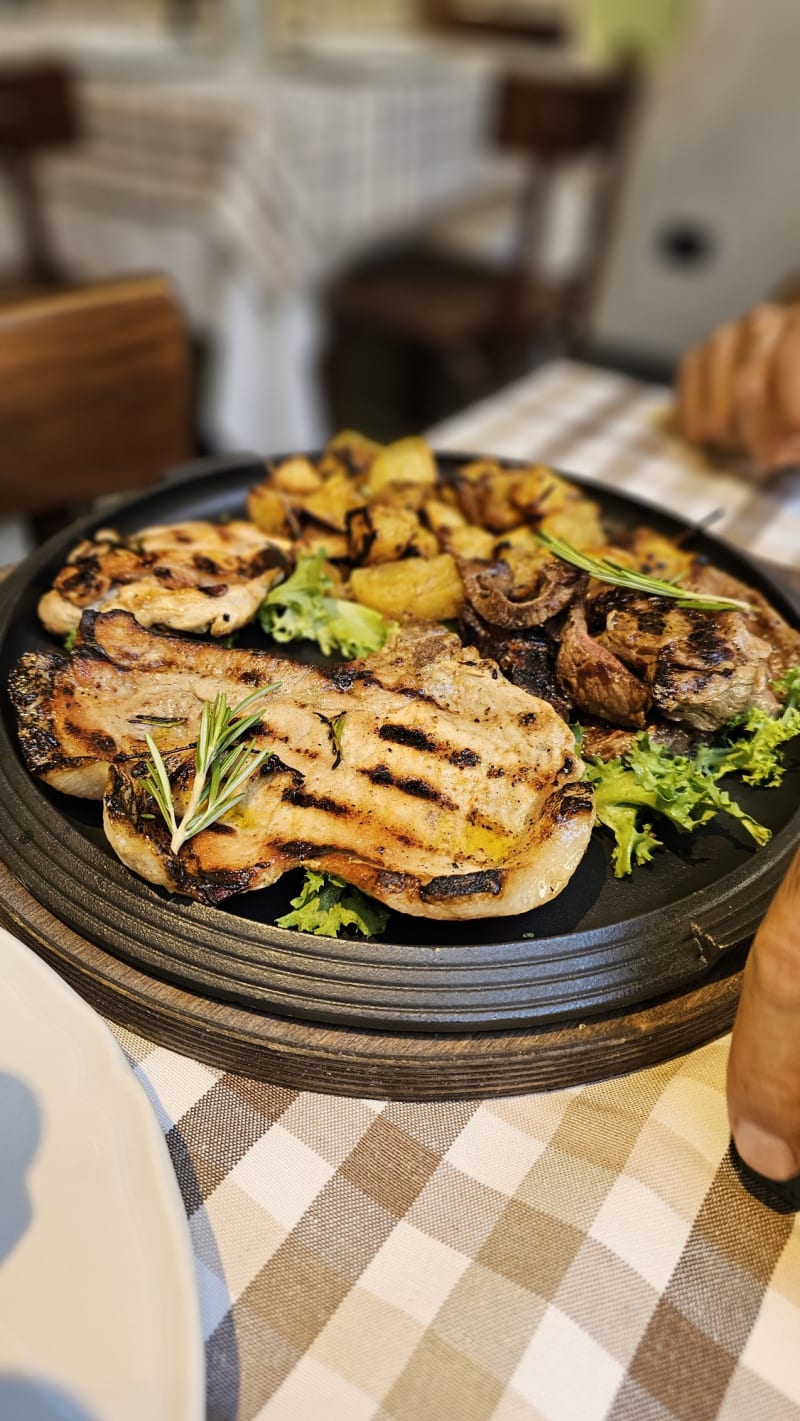 Brigida Cucina Napoletana, Naples