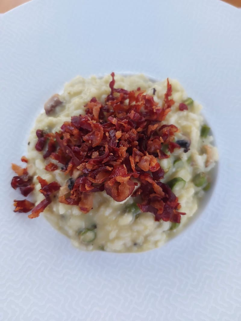 Risotto Agli Asparagi E Funghi Con La Pancetta Croccante  - Antico Caseificio di Tabiano – Tabiano Castello, Salsomaggiore Terme