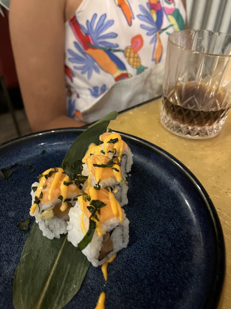 Koshitsu sushi, Milan