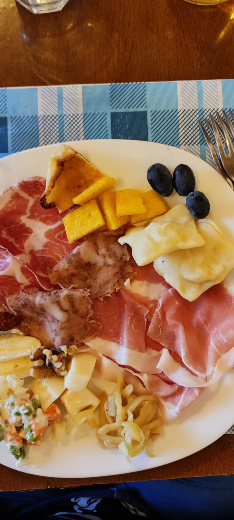 Antipasto della casa - L'Osteria Del Ponte