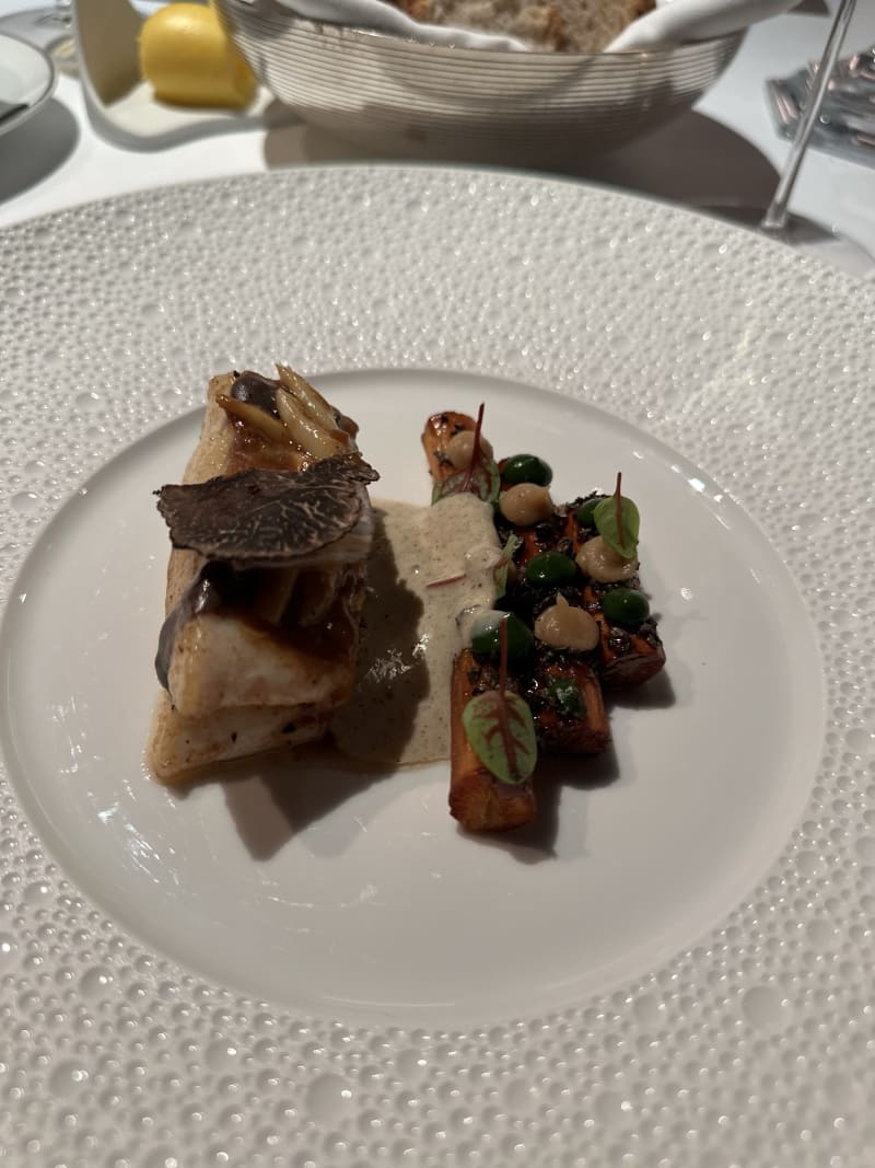 L'Oiseau Blanc in Paris Restaurant Reviews, Menu and Prices TheFork