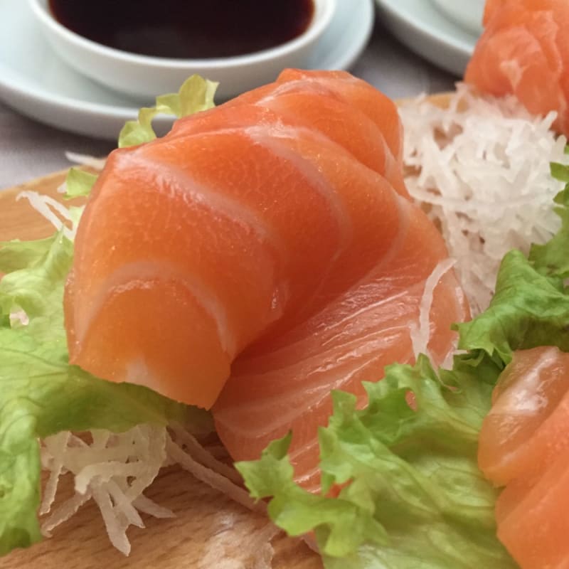 Sashimi di salmone - Sushi Kòboo | Ticinese, Milan