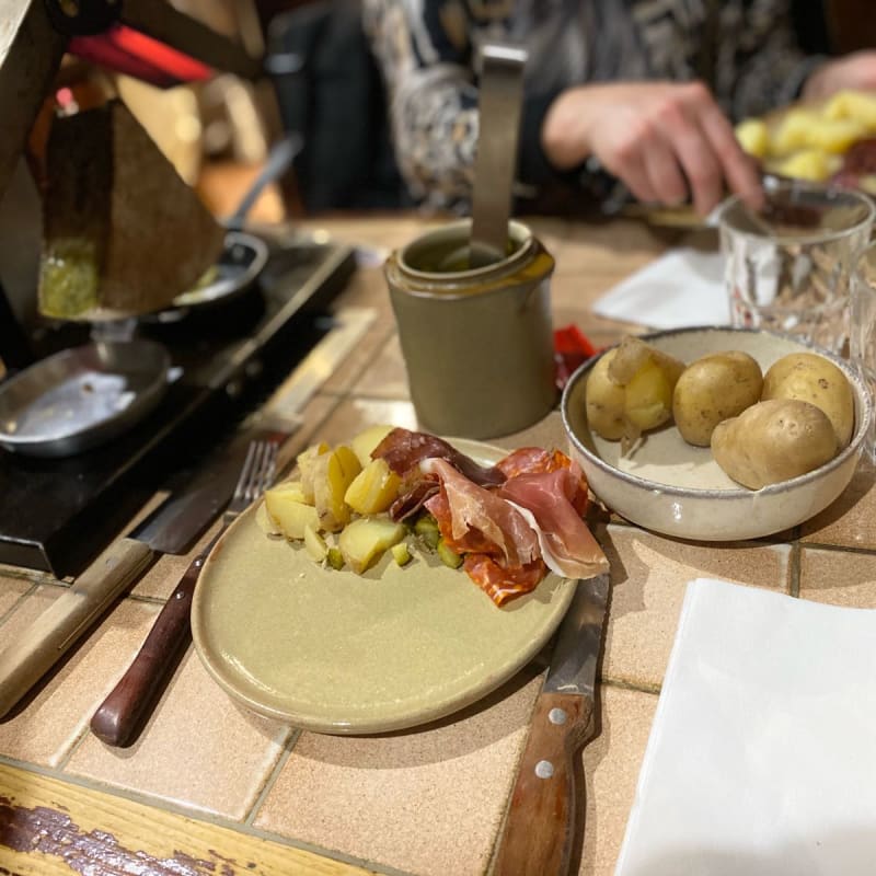 Raclette  - Le Chalet d'Avron, Paris