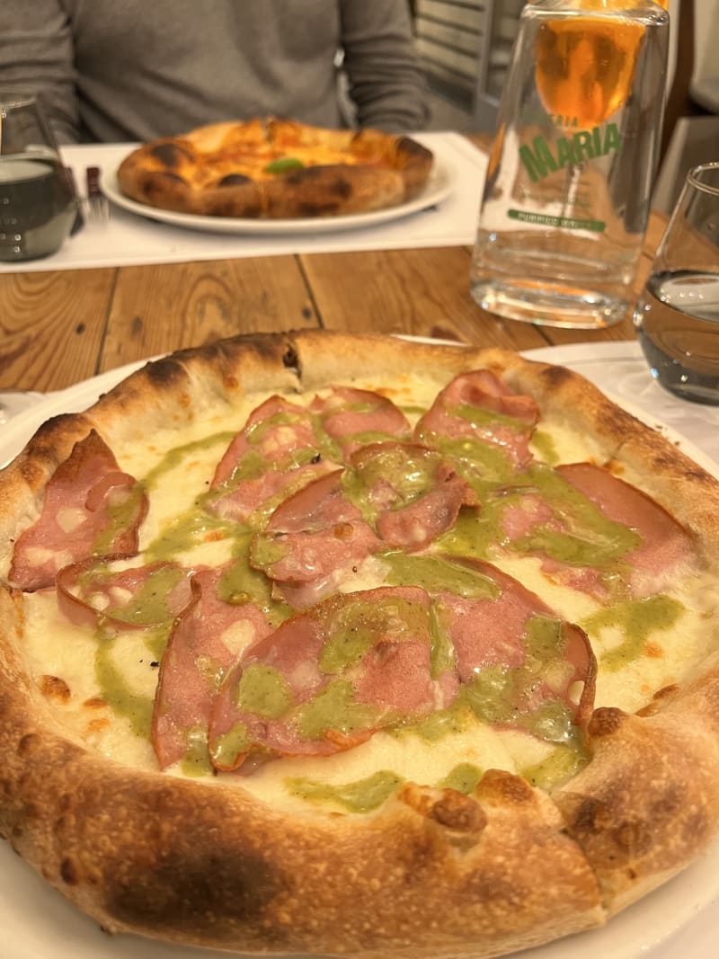 Pizzeria Maria, Lisbon