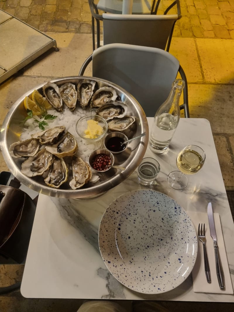 Nacre Huîtres & fruits de mer in Lyon Restaurant Reviews, Menu and