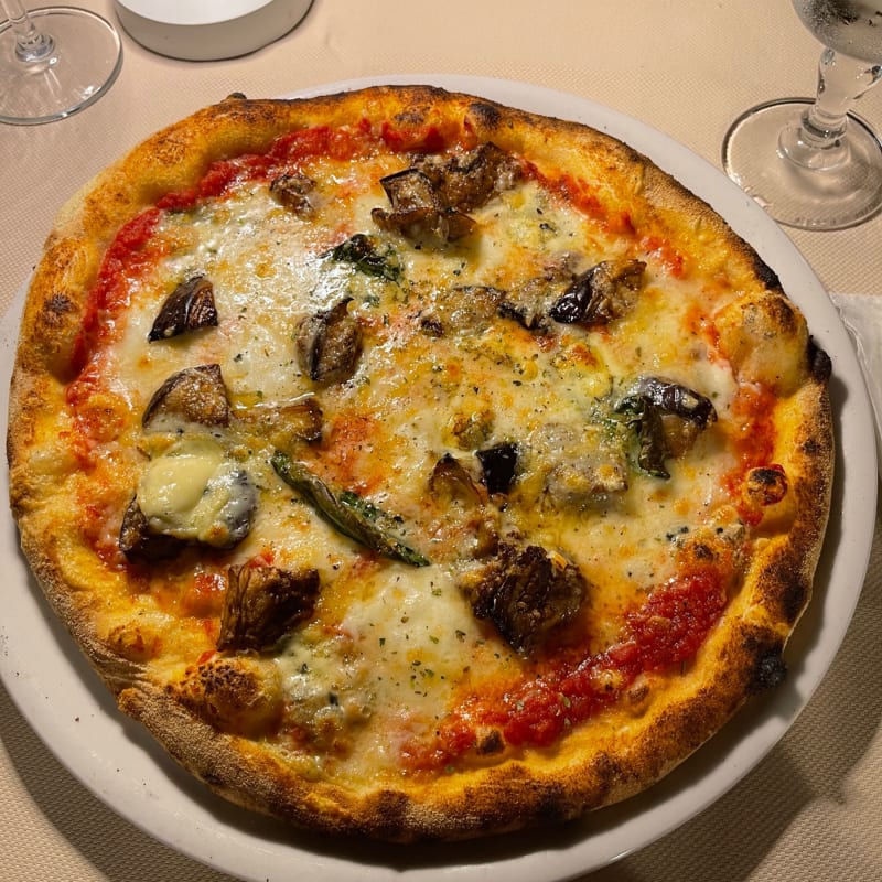 Pizza Parmigiana  - Il Gattopardo, Alcamo