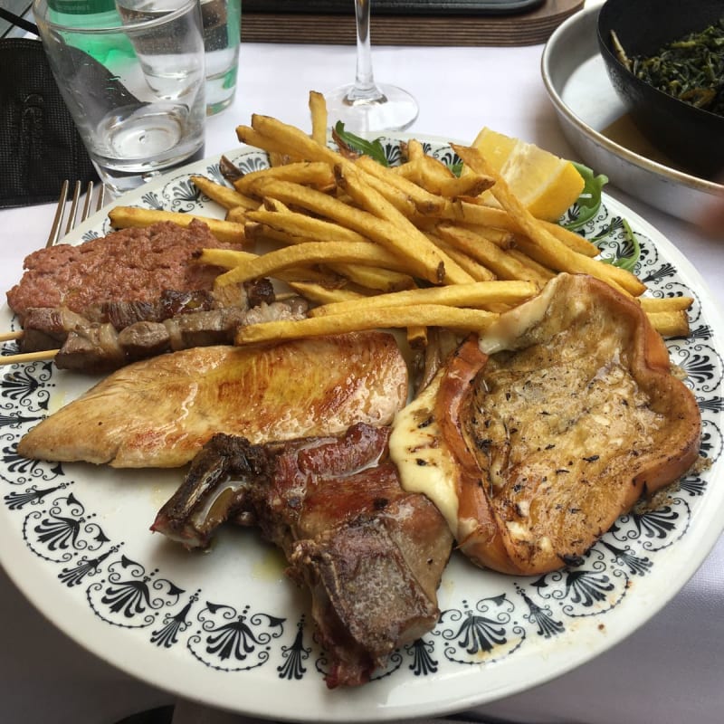 Grigliata mista e patate fritte rigorosamente fresche! - Piccolo Abruzzo, Rome