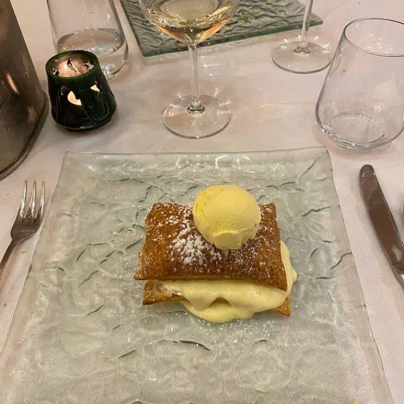 Millefoglie con crema chantilly e gelato al mandarino - Le Quattro Stagioni "Gaetano"