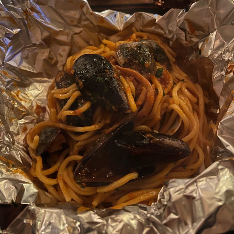 Pasta con frutti di mare al cartoccio - Mezzo, Rome