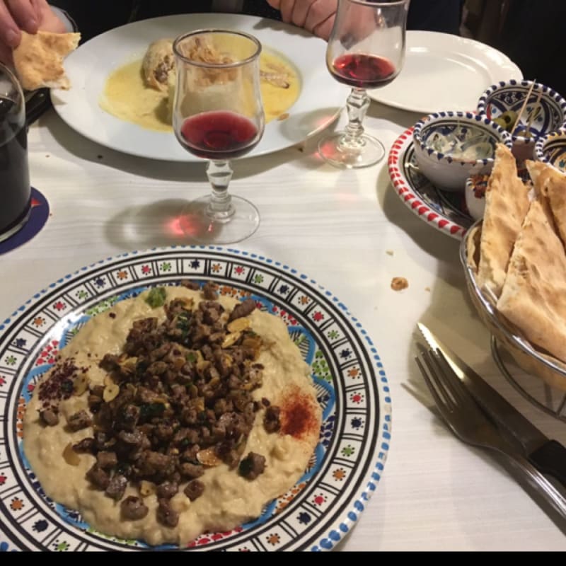 Manzo  con mandorle e hummus di ceci - Orti16, Milan