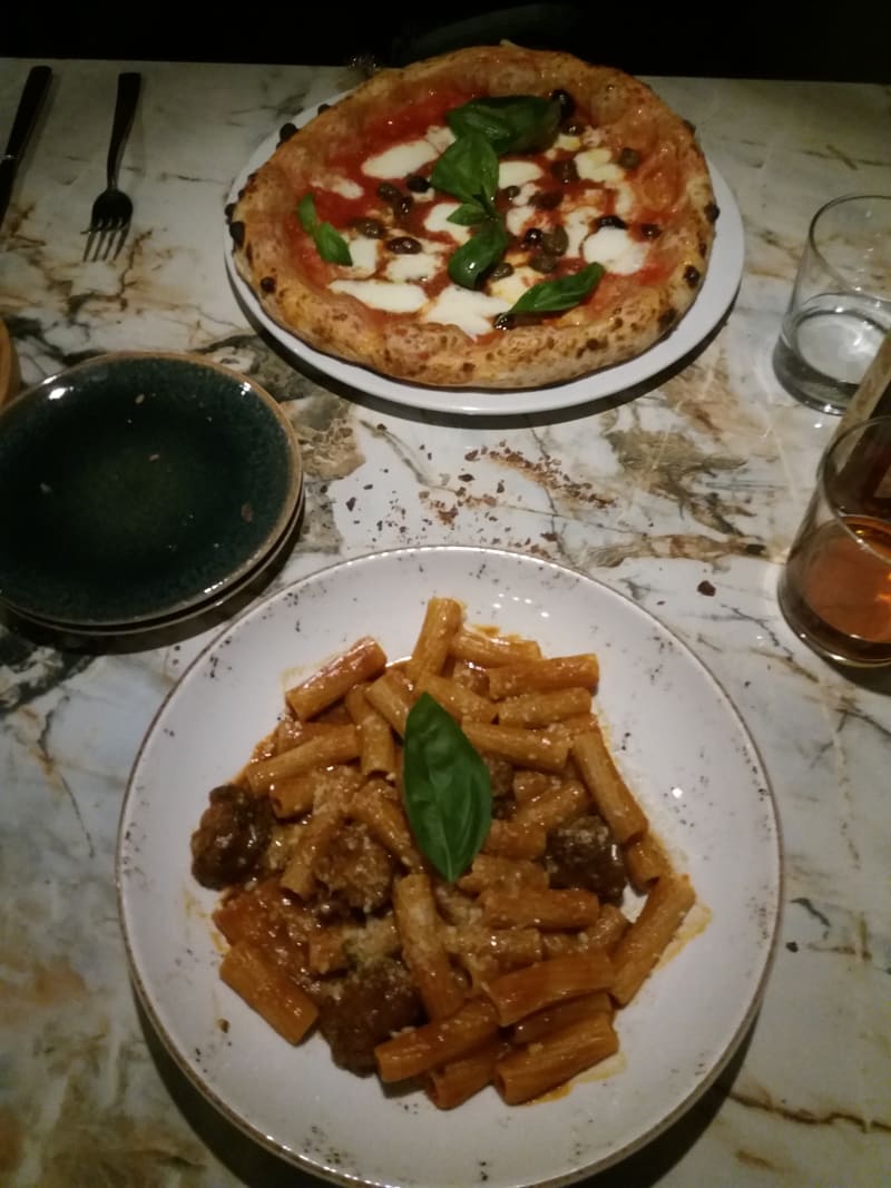 Rigatoni Con Polpette Ottime - Bioesseri Porta Nuova, Milan