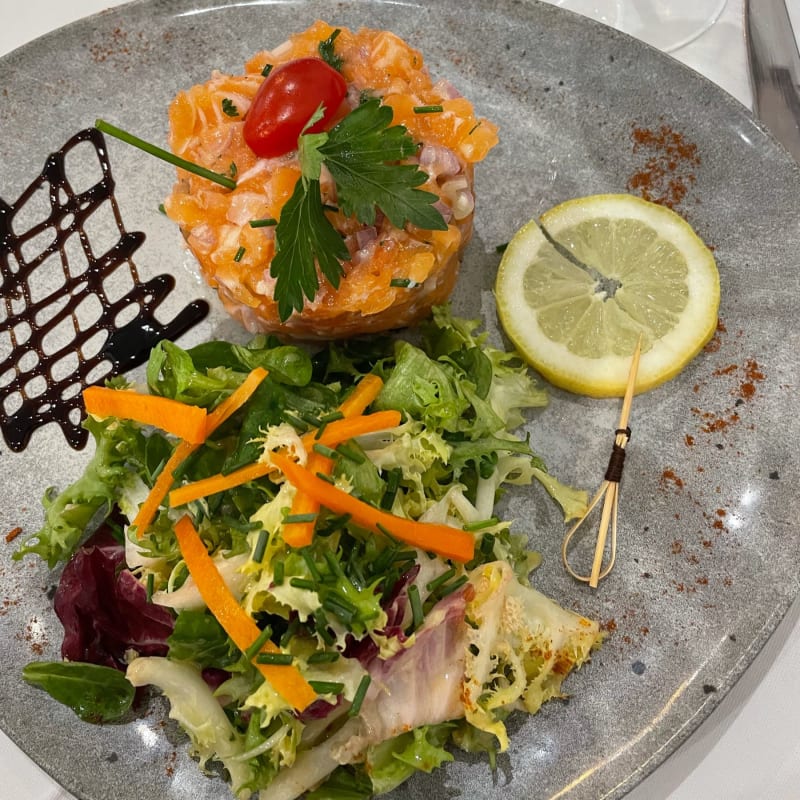 Tartare de saumon  - Le Vivier de la Mer, Roissy-en-France