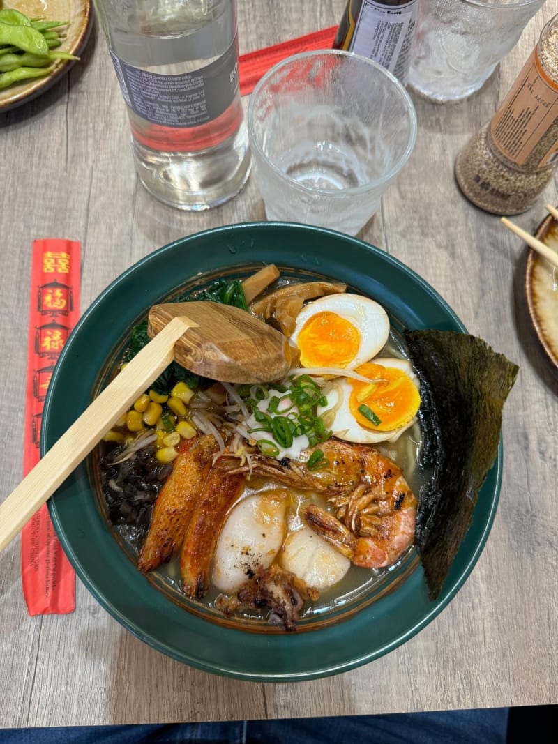 Mr Ramen, Milan