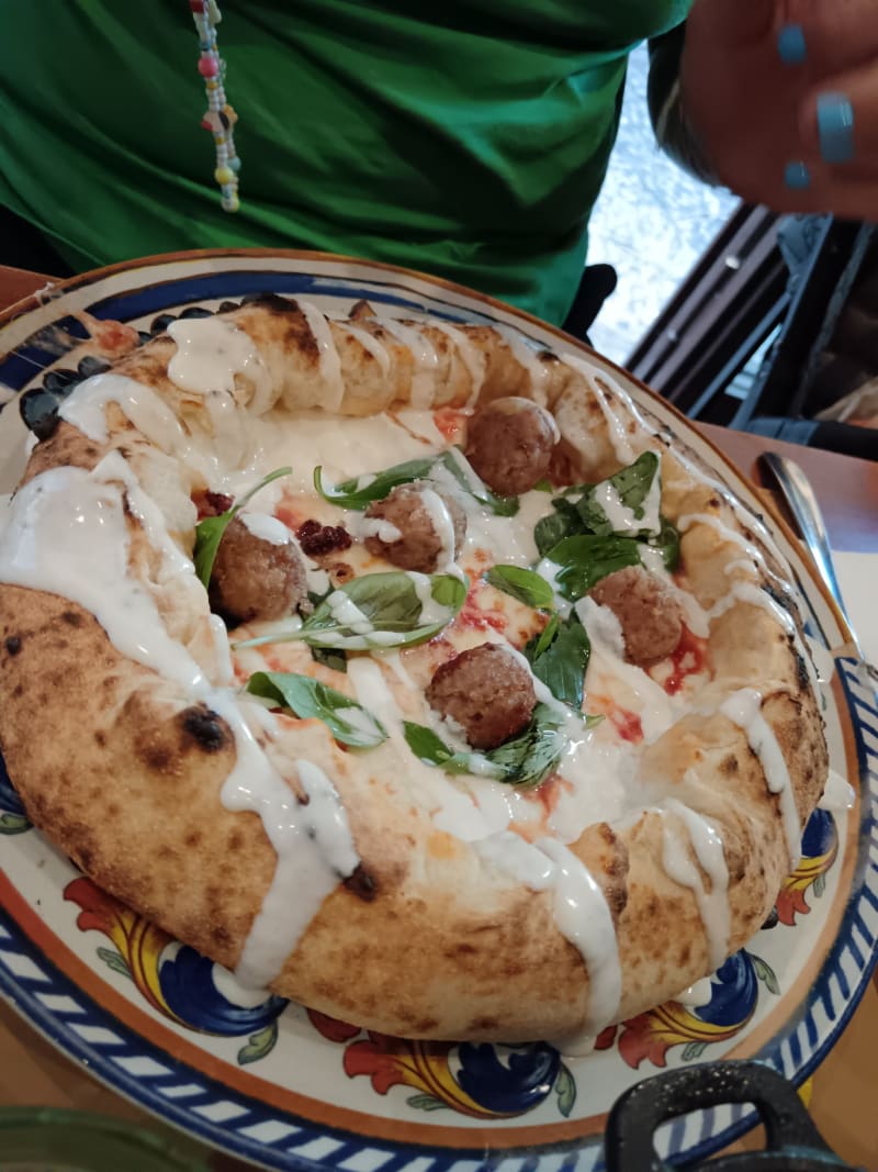 Vincenzo Capasso Pizzeria e Friggitoria, Naples