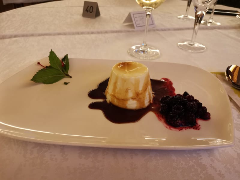 Panna Cotta Con Caramello - Ustaria Posta