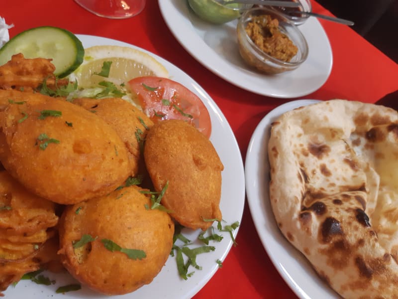 Beignets Légumes Et Cheese Naan - New Tandoori House, Meudon