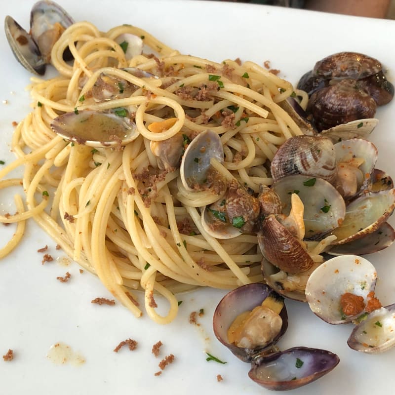 Spaghetti ricci e vongole - Ristorante Pizzeria da Tanio, Capoliveri