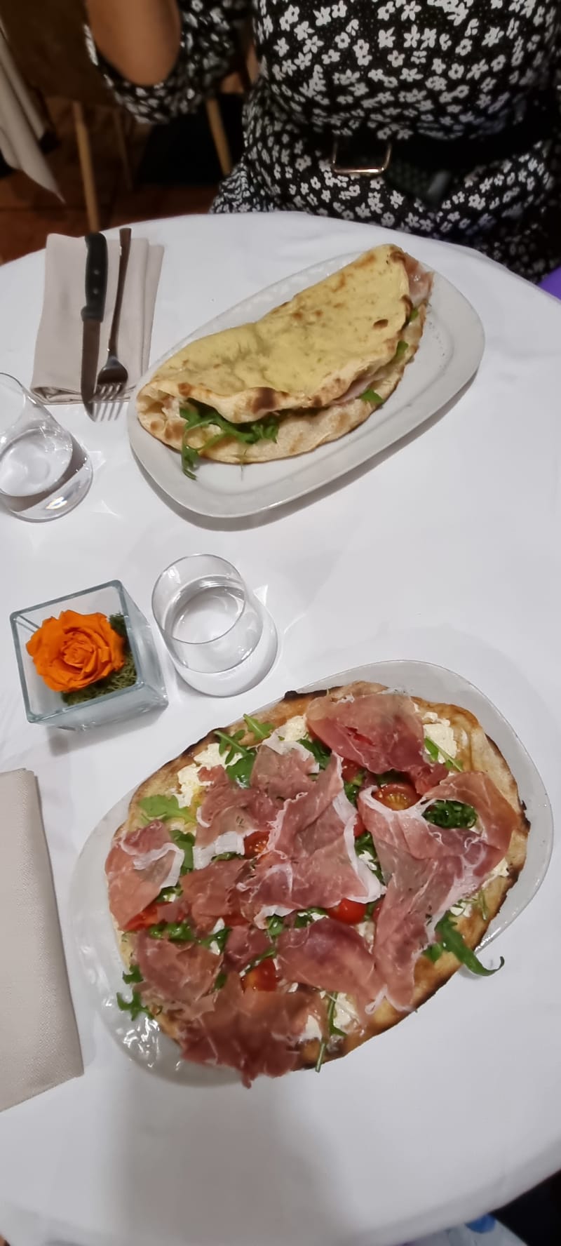 Pinsa e buoi dei... San Giovanni a Roma Menu, prezzi, immagini