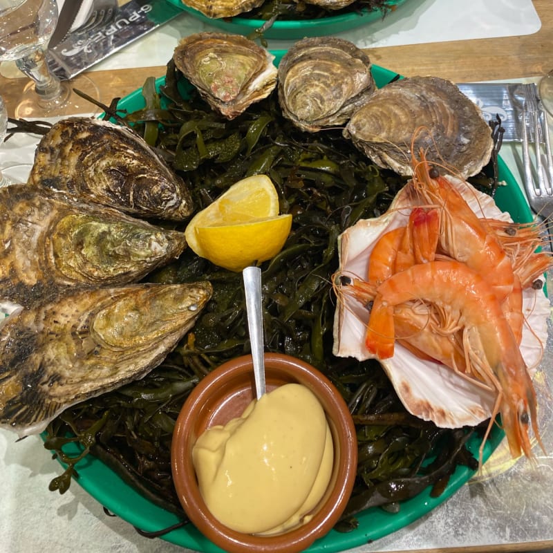 Huitres, crevettes, mayonnaise  - L'Écume Saint-Honoré, Paris