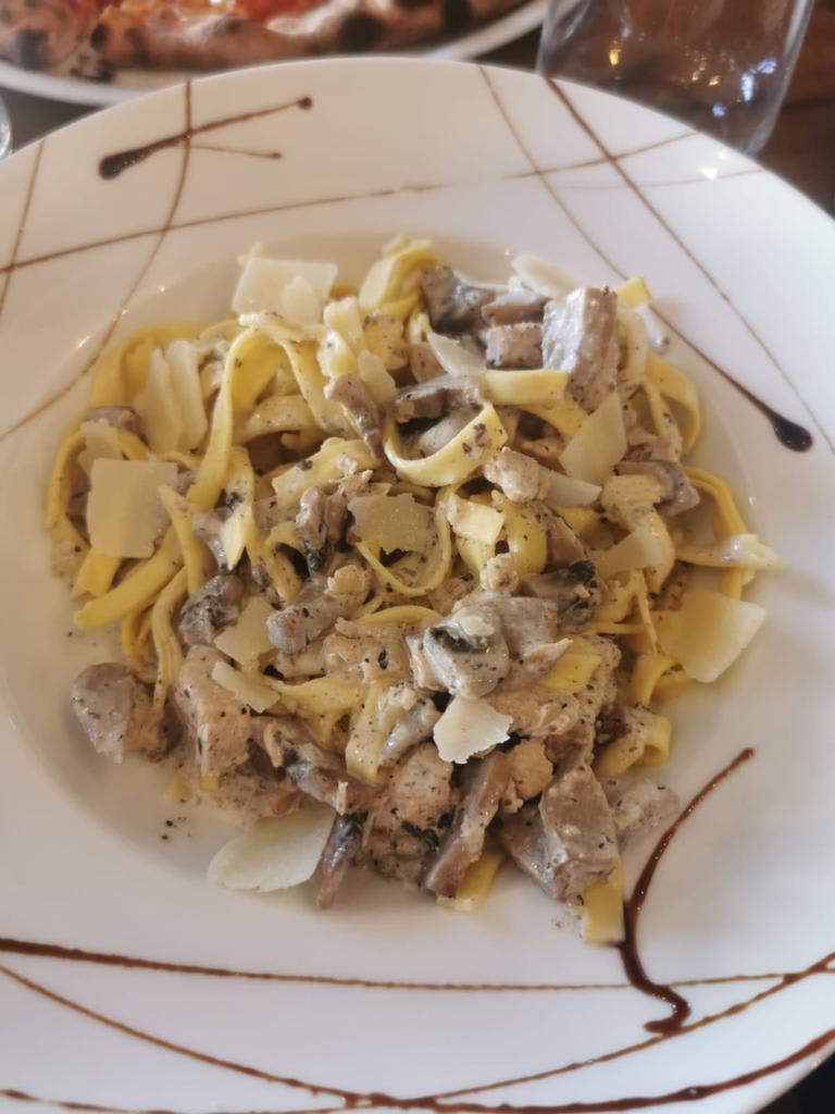 Tagliatelle Pulet, Truffe, Champignons - Central Parc, Saint-Maur-des-Fossés