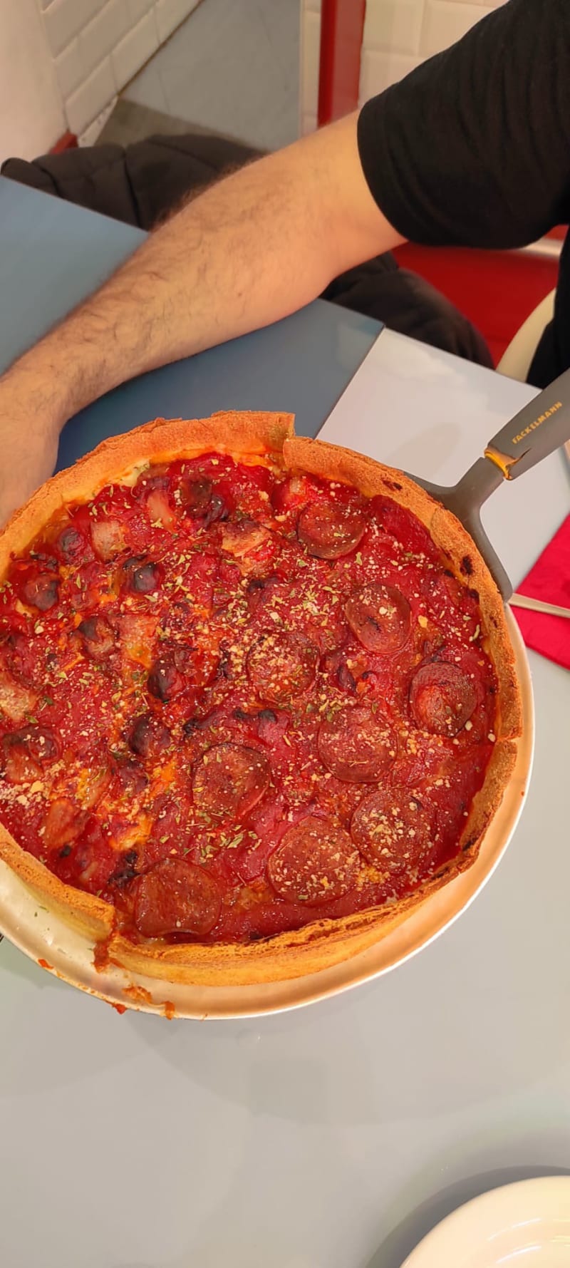 Chicago Style Pizza - Maudes, Madrid