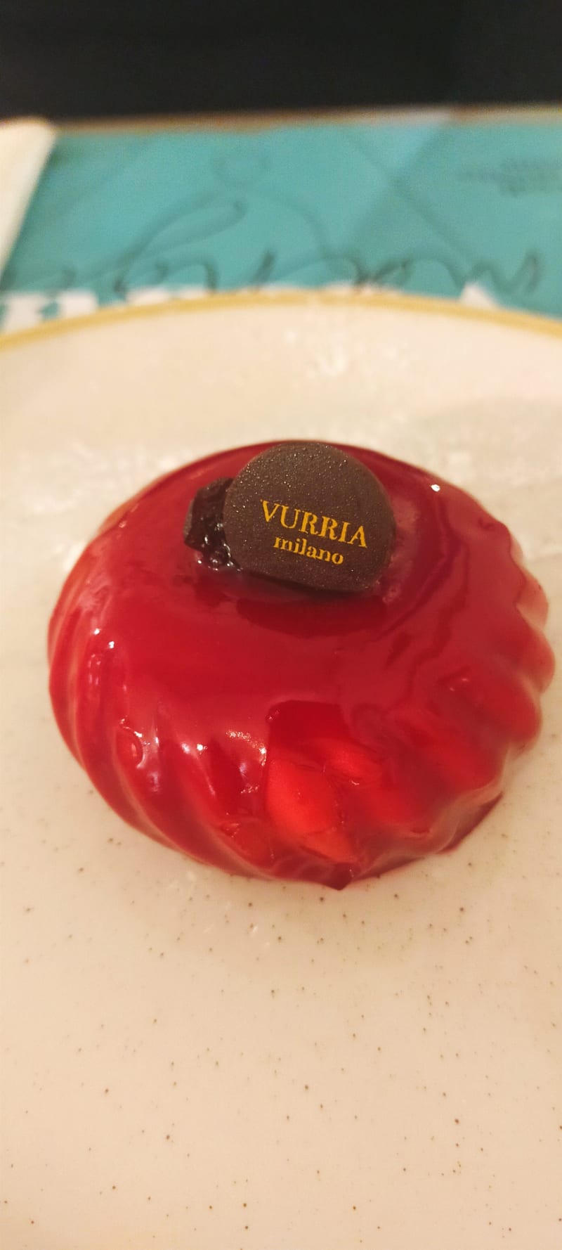 Vurria - Isola, Milan