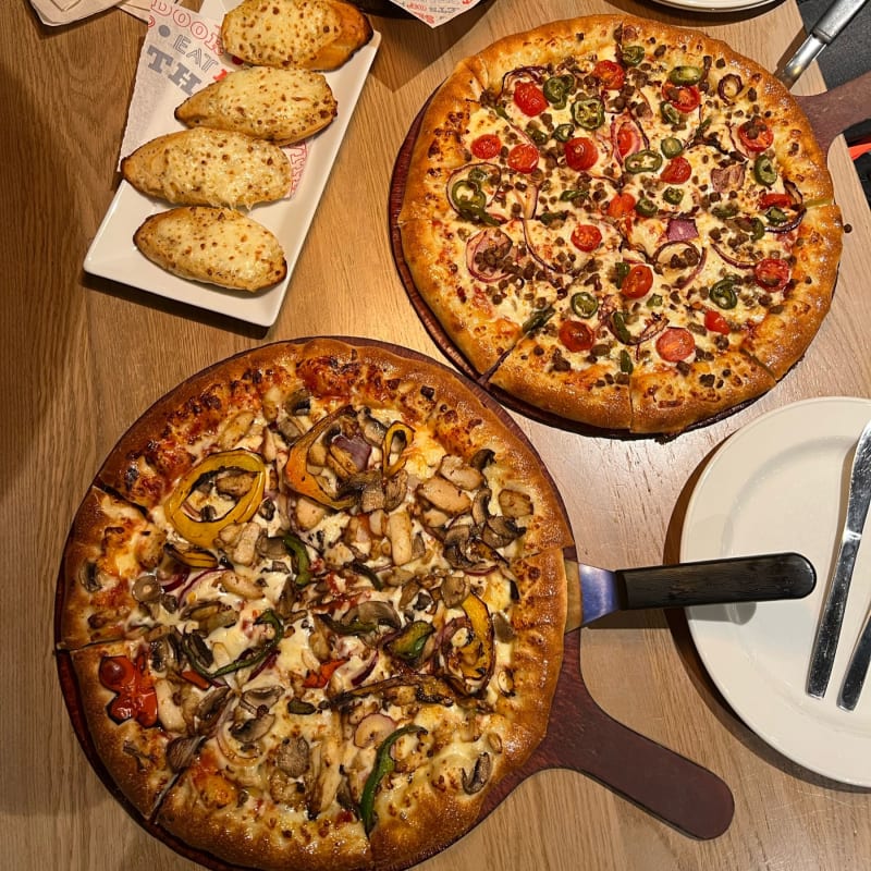 Pizza Hut Heron City in Kungens Kurva Restaurant Reviews, Menu and