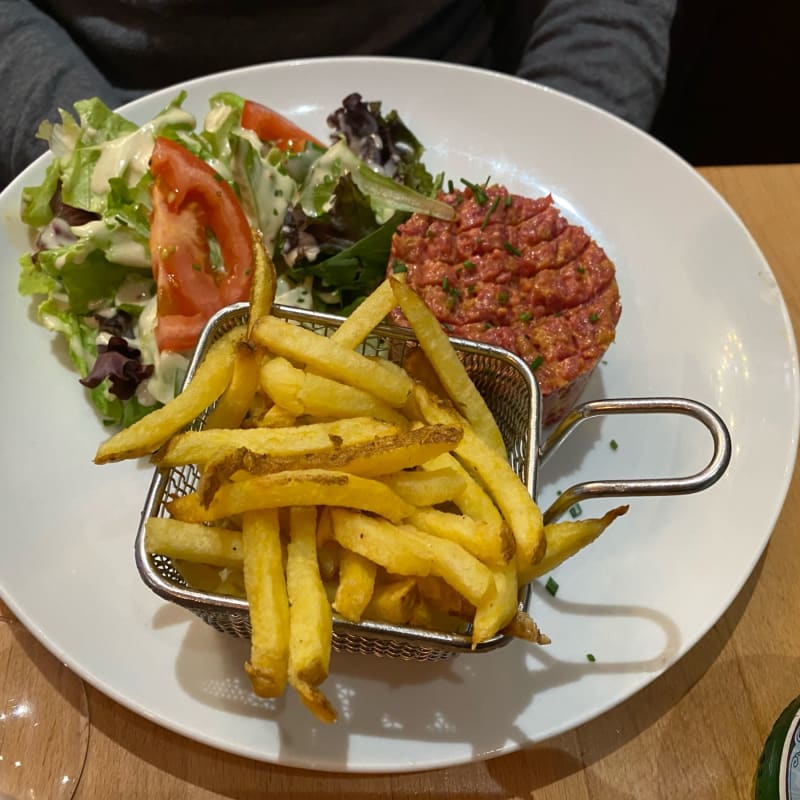 Tartare de boeuf - Le Drapeau, Vincennes