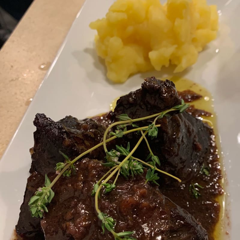 Carne brasata con patate - Mangiadischi - La Moderna Trattoria, Rome