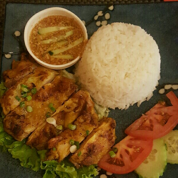 Délicieux en saveur et la viande trés tendre - Royal Bangkok, Montreuil