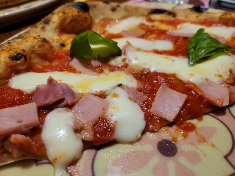 Lievità Sottocorno - Pizzeria Gourmet, Milan