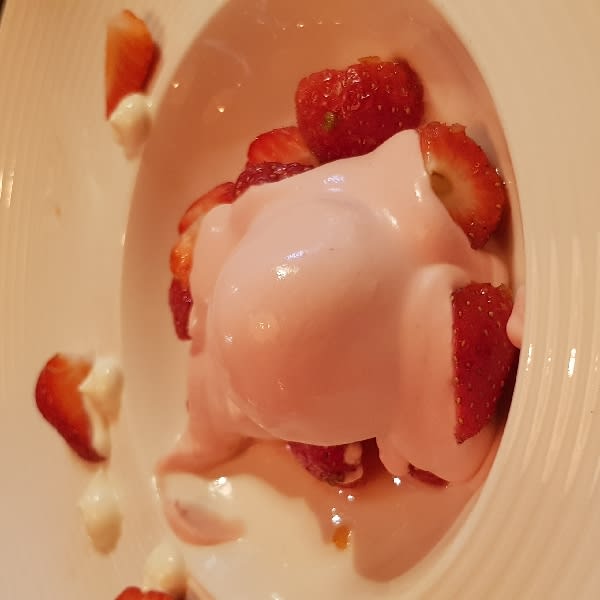 Strawberry Dessert - 't Fust, Leiden