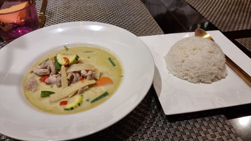 Green curry with vegetables - Piment thaï 21, Paris