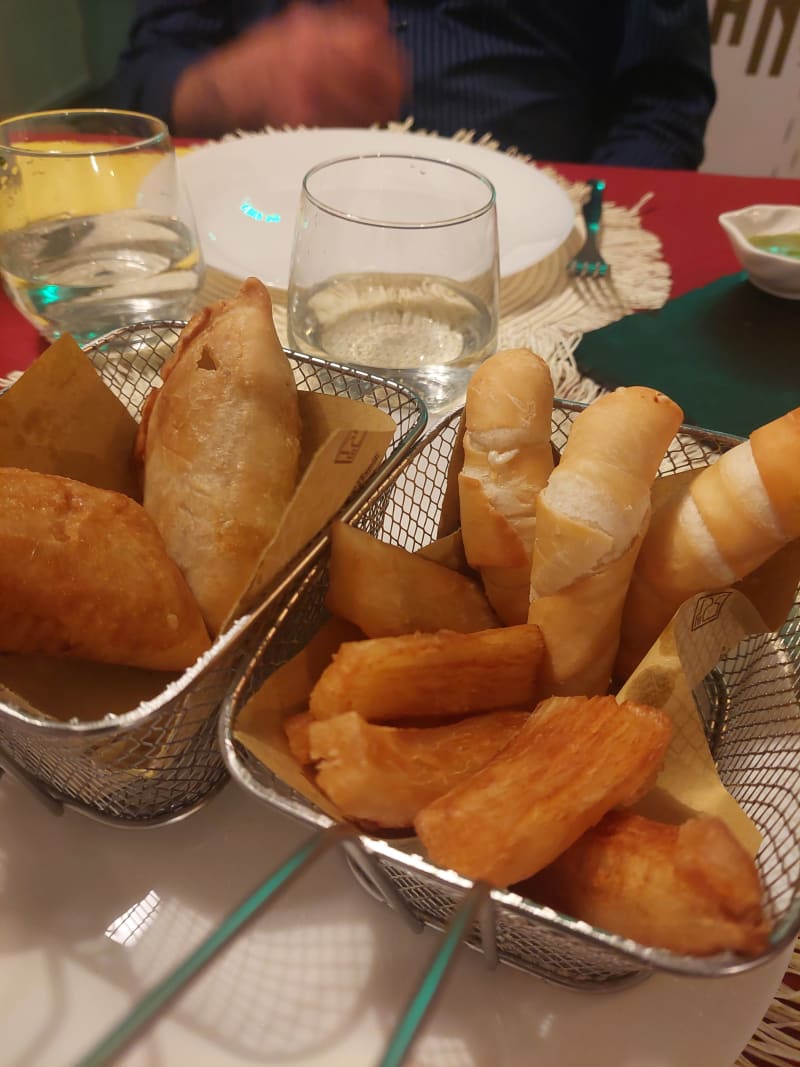 Yuca con salsa vegan - Canaima cucina Venezuelana, Brescia