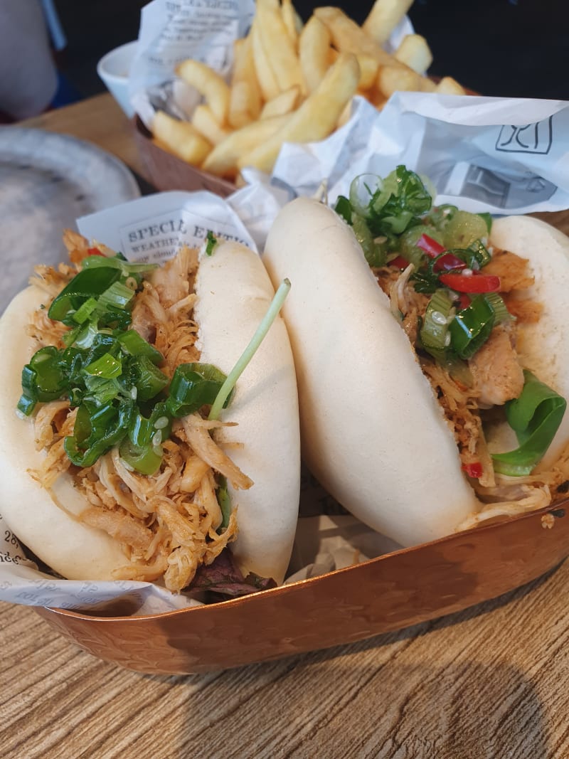 Gua Bao pulled chicken - Restaurant ByZoo (by Fletcher), Emmen