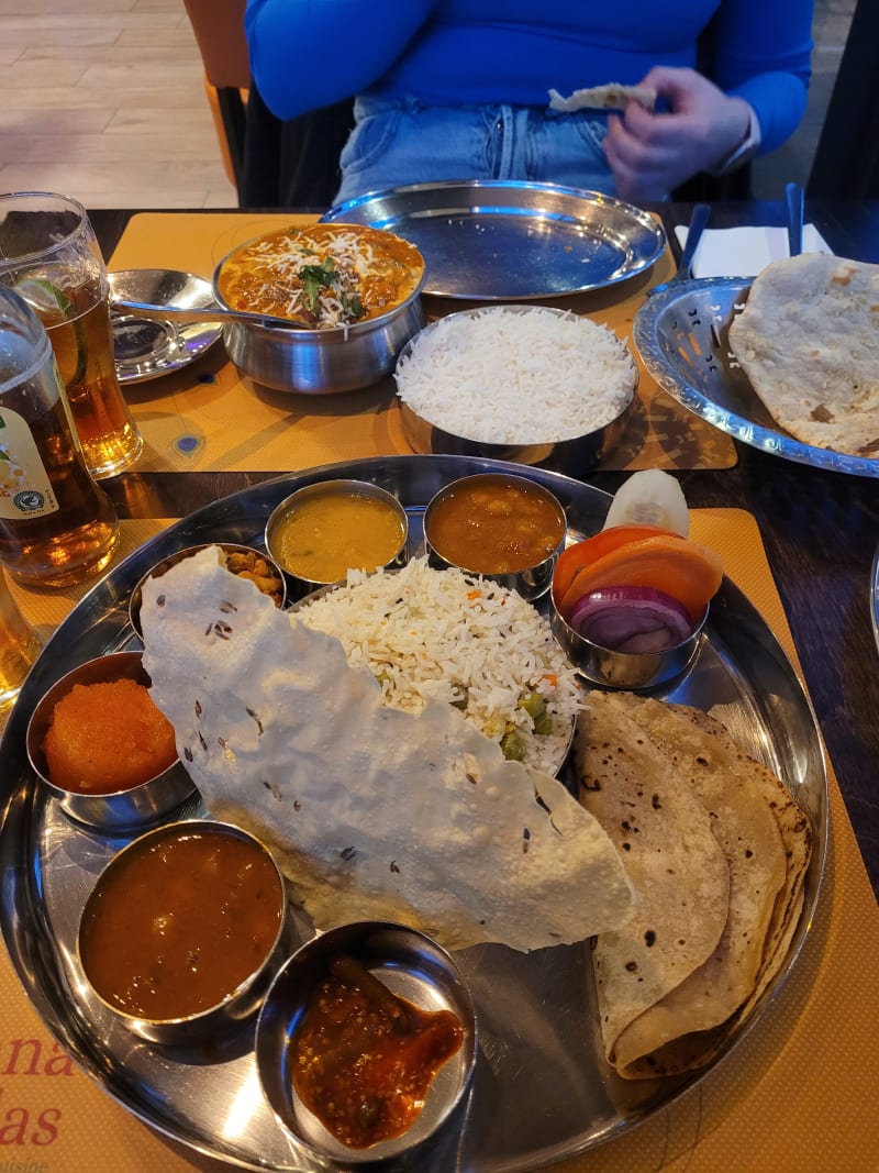 Krishna Vilas Utrecht in Utrecht Menu, openingstijden, prijzen, adres van restaurant en