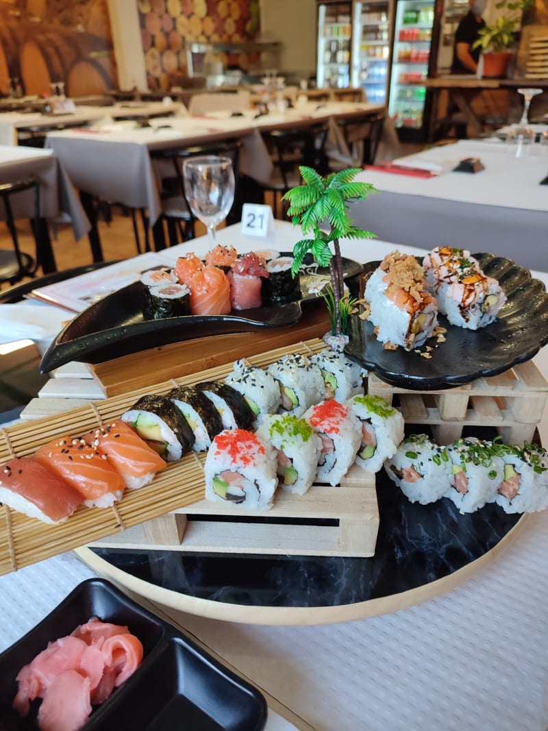 All you can eat combinado c - Zen Sushi Restaurant & Grill, Cascais