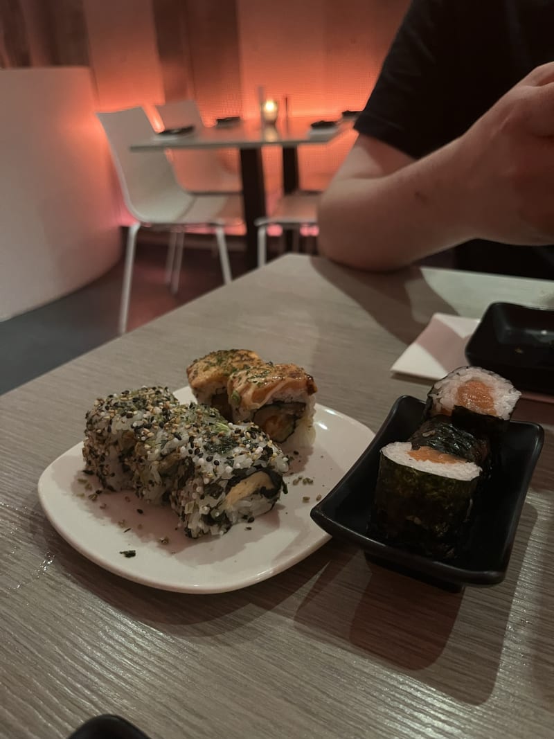 Shiki Sushi & Lounge, Rotterdam