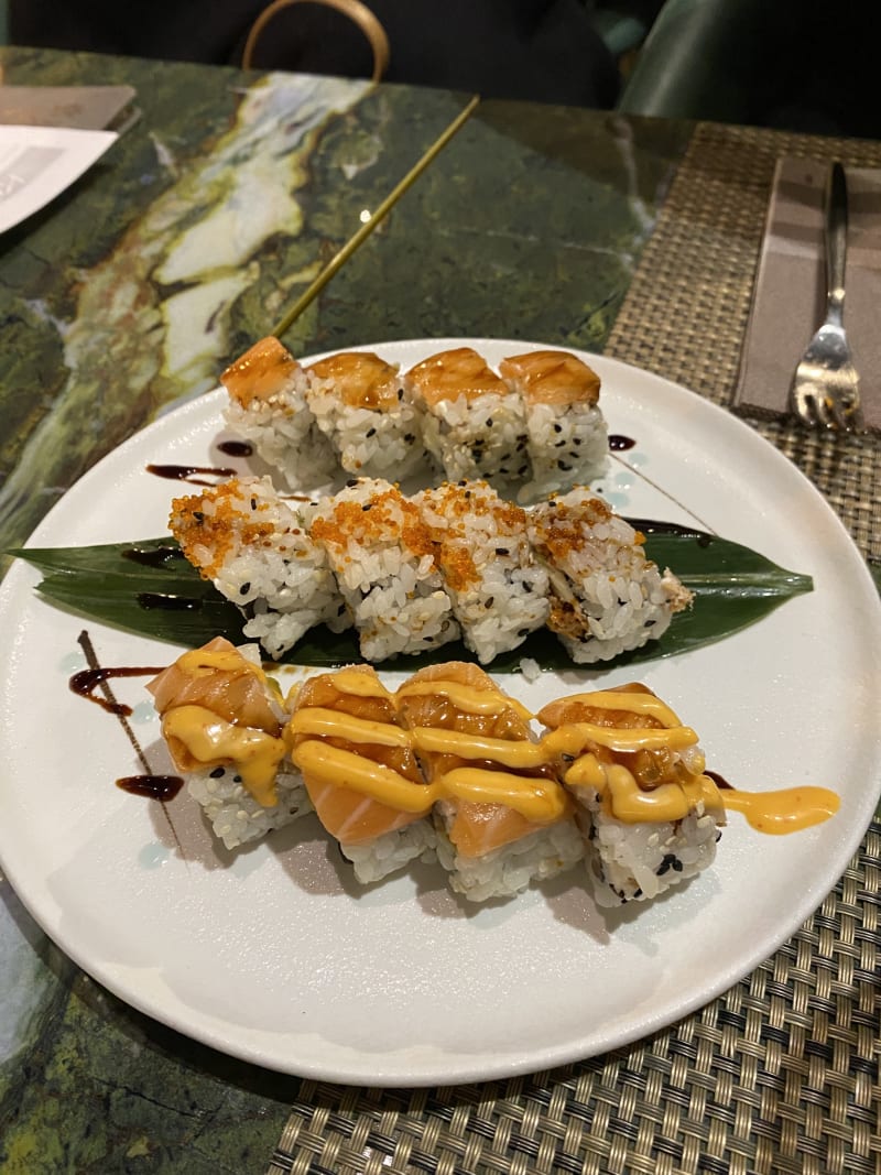 Kiku, Milan