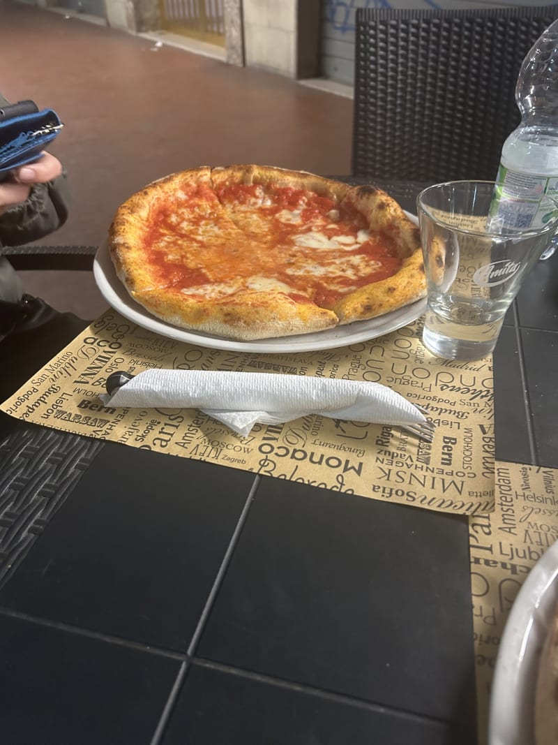 Pizza e Sfizi, Bologna