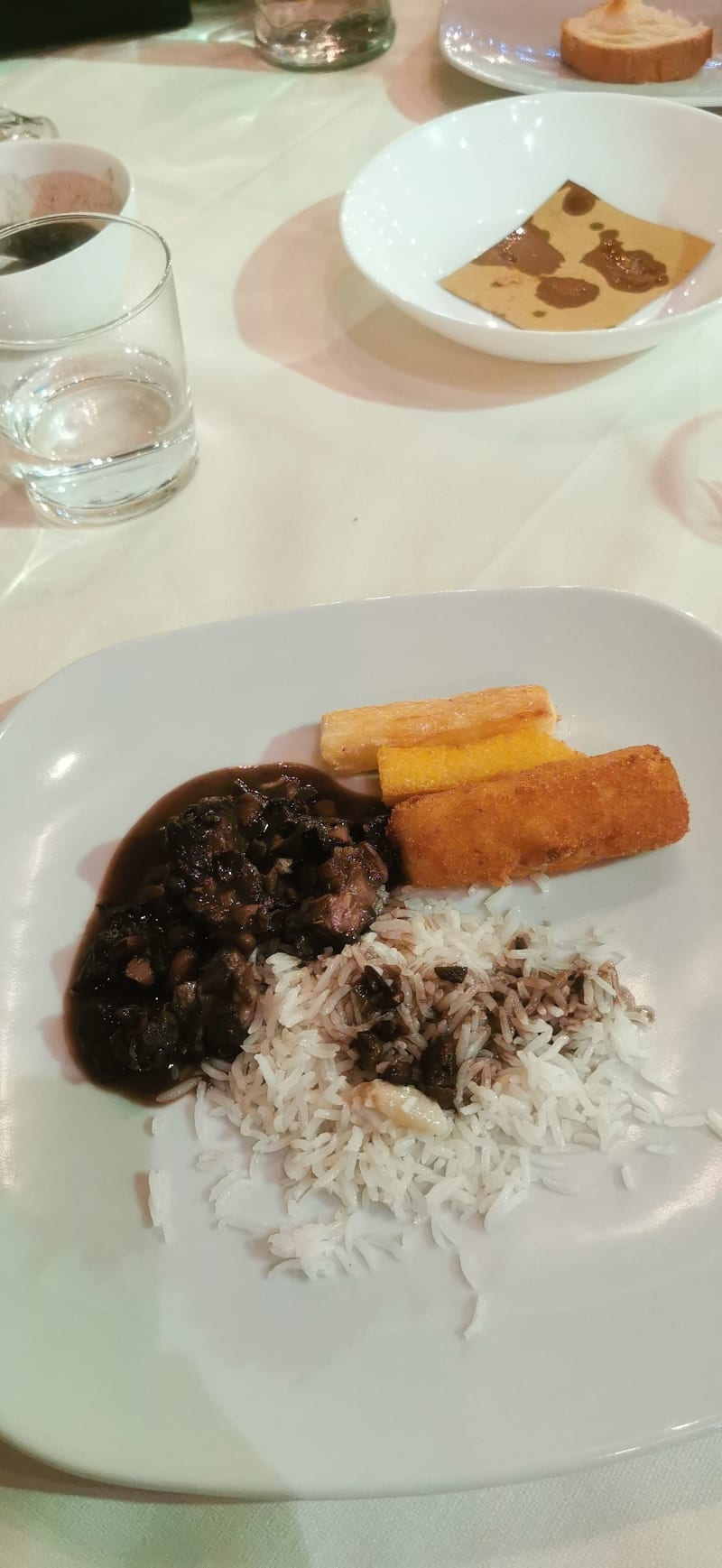 Toaqui Churrascaria, Milan