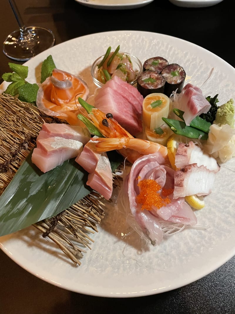 Aron Sushi - Estefânia, Lisbon