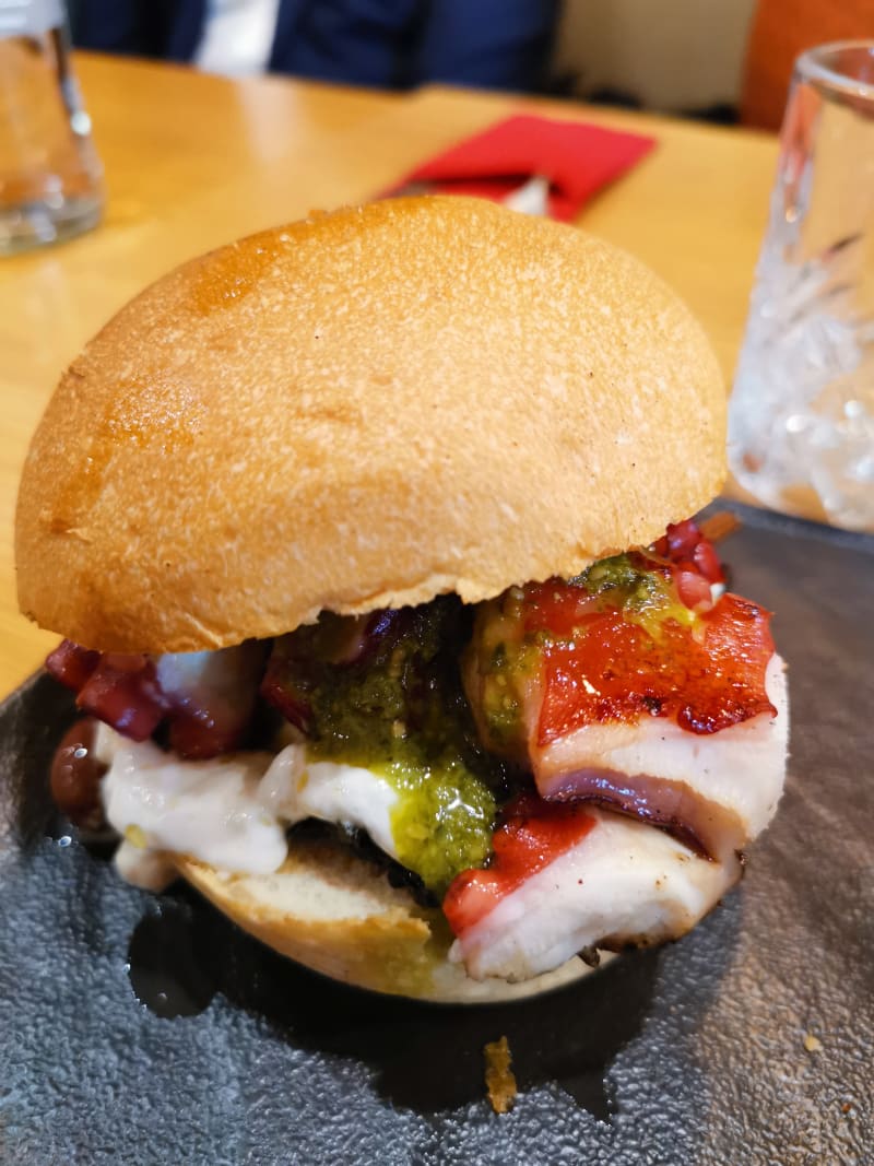 Fatto Bene Burger Buonarroti, Milan