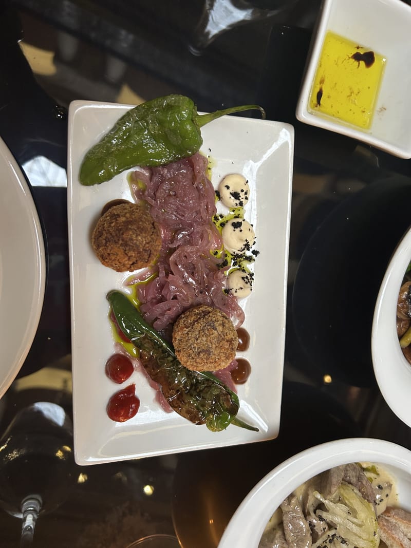 Gin Lovers Bar & Restaurant in Lisbon Restaurant Reviews, Menu and